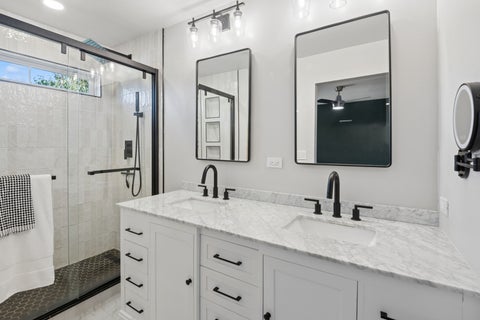 Tiny photo for 36253 N Bridlewood Avenue, Gurnee, IL 60031 (MLS # 12759007)