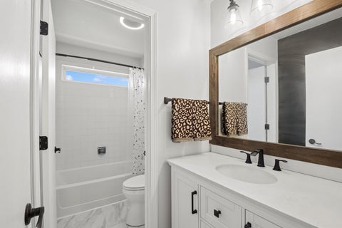 Tiny photo for 36253 N Bridlewood Avenue, Gurnee, IL 60031 (MLS # 12759007)