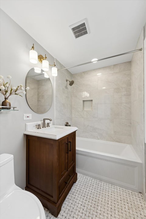 Tiny photo for 380 OAK Street, Glen Ellyn, IL 60137 (MLS # 12764958)