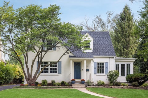 Photo of 380 OAK Street, Glen Ellyn, IL 60137 (MLS # 12764958)