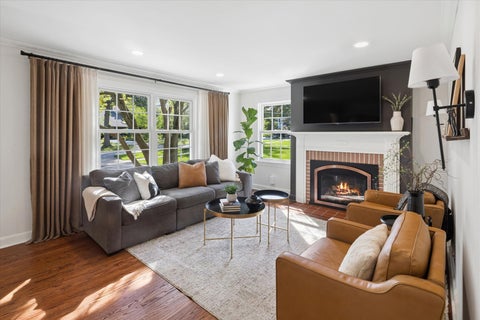 Tiny photo for 380 OAK Street, Glen Ellyn, IL 60137 (MLS # 12764958)