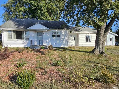 Tiny photo for 233 N US Hwy 45, Cisne, IL 62823 (MLS # EB460155)