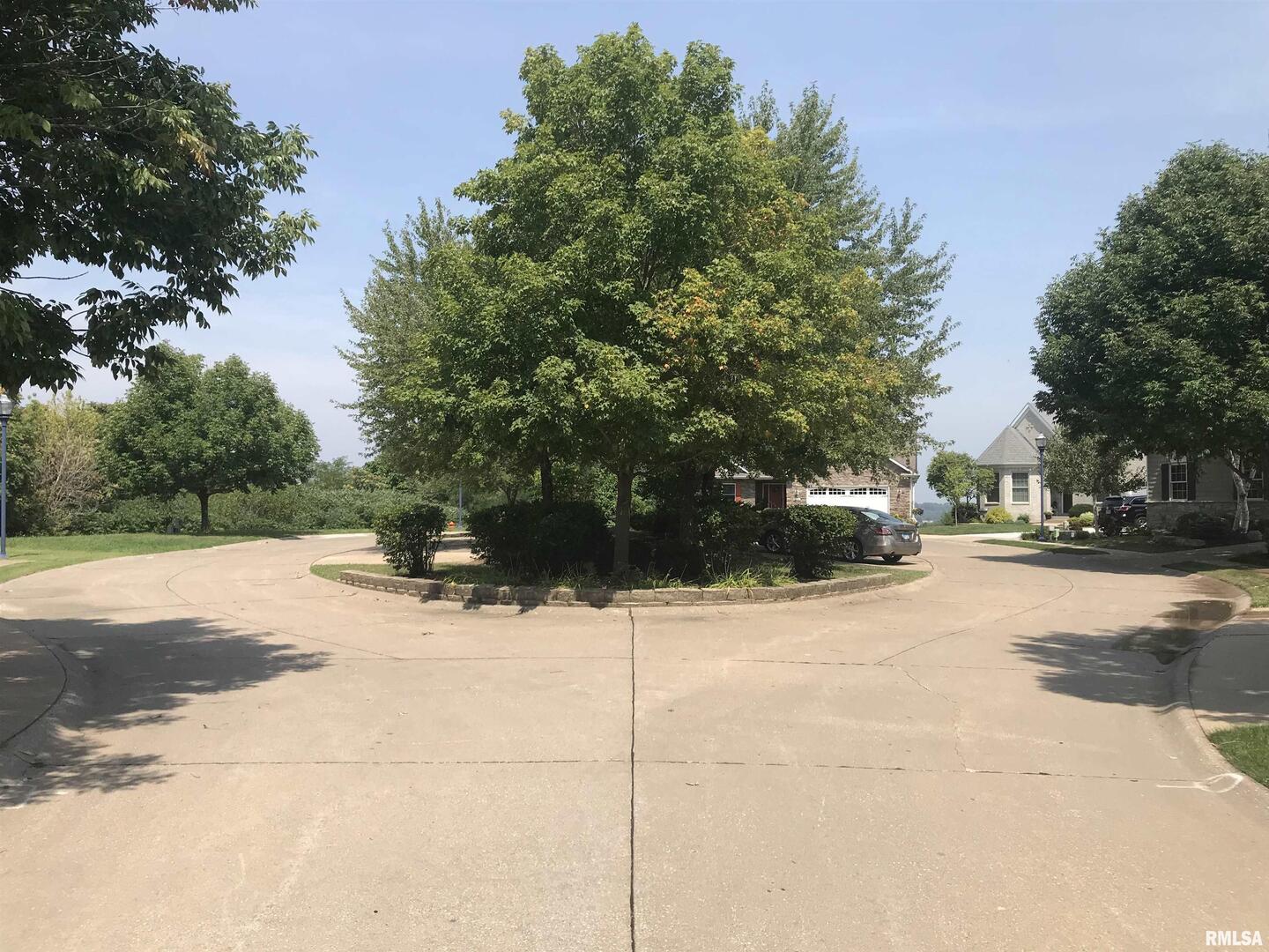 711 7TH Street Court
