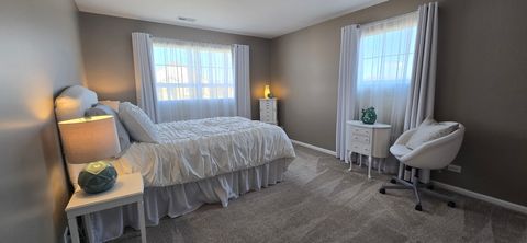 Tiny photo for 2727 Acorn Court, West Dundee, IL 60118 (MLS # 12589350)