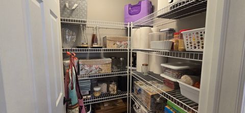 Tiny photo for 2727 Acorn Court, West Dundee, IL 60118 (MLS # 12589350)