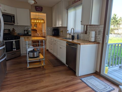 Tiny photo for 1471 Knotty Pine Drive, Elgin, IL 60123 (MLS # 12633656)