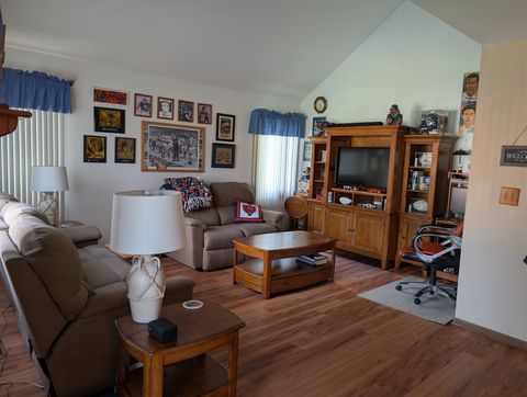 Tiny photo for 1471 Knotty Pine Drive, Elgin, IL 60123 (MLS # 12633656)