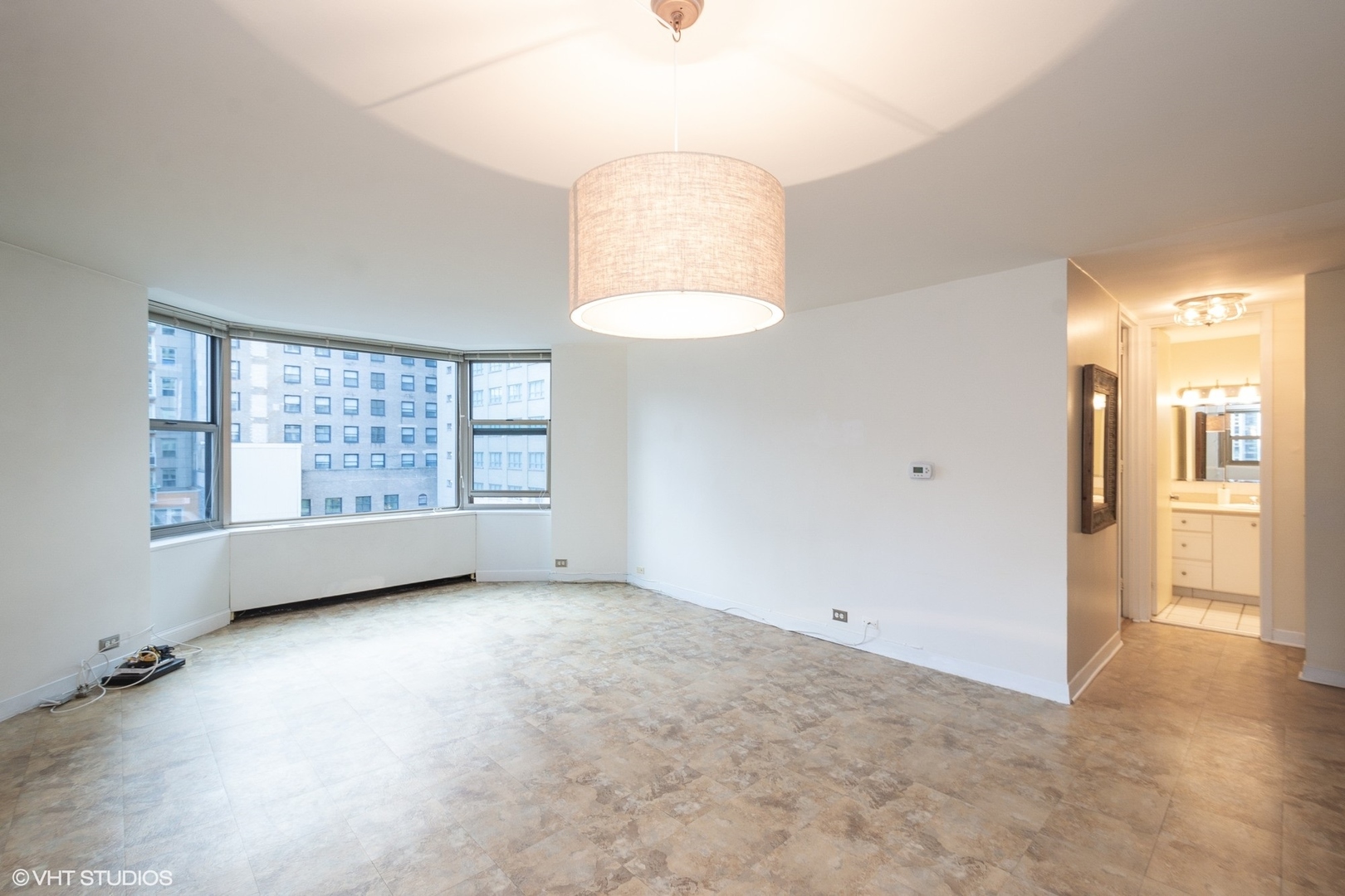 535 N Michigan Avenue 1808