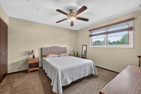 Tiny photo for 975 W Pine Avenue, Roselle, IL 60172 (MLS # 12710554)