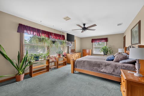 Tiny photo for 975 W Pine Avenue, Roselle, IL 60172 (MLS # 12710554)