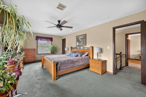 Tiny photo for 975 W Pine Avenue, Roselle, IL 60172 (MLS # 12710554)