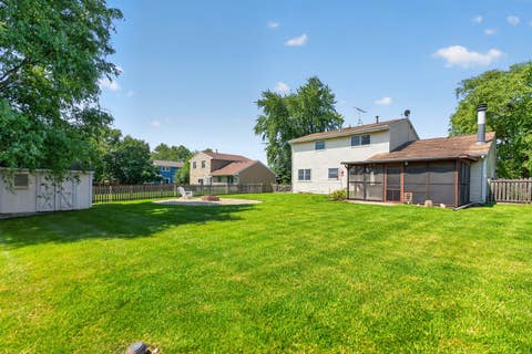 Tiny photo for 975 W Pine Avenue, Roselle, IL 60172 (MLS # 12710554)