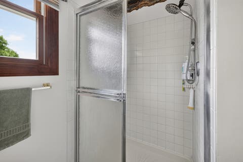 Tiny photo for 975 W Pine Avenue, Roselle, IL 60172 (MLS # 12710554)