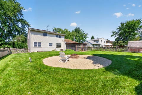 Tiny photo for 975 W Pine Avenue, Roselle, IL 60172 (MLS # 12710554)