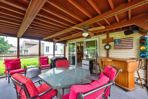 Tiny photo for 975 W Pine Avenue, Roselle, IL 60172 (MLS # 12710554)