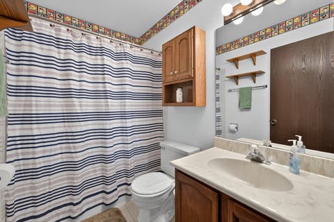 Tiny photo for 975 W Pine Avenue, Roselle, IL 60172 (MLS # 12710554)