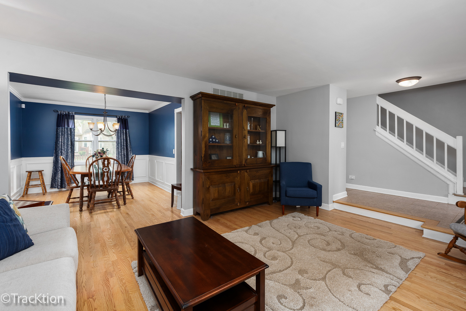 27W137 Chestnut Lane
