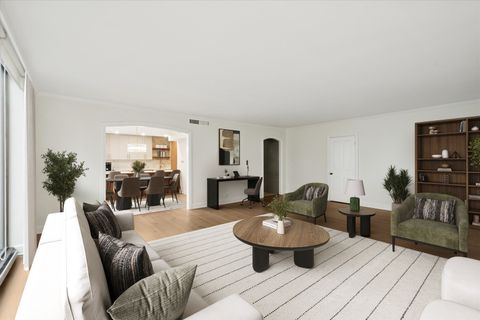 Tiny photo for 1420 Sheridan Road #3i, Wilmette, IL 60091 (MLS # 12601557)