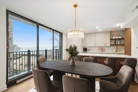 Tiny photo for 1420 Sheridan Road #3i, Wilmette, IL 60091 (MLS # 12601557)