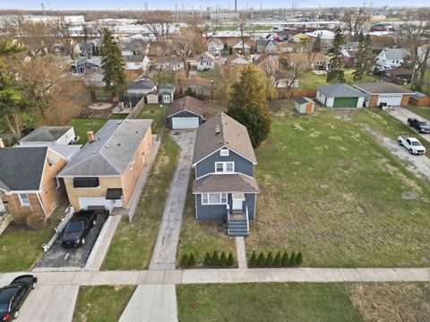 Tiny photo for 8047 45th Place, Lyons, IL 60534 (MLS # 12601413)