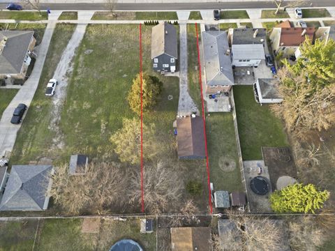 Tiny photo for 8047 45th Place, Lyons, IL 60534 (MLS # 12601413)