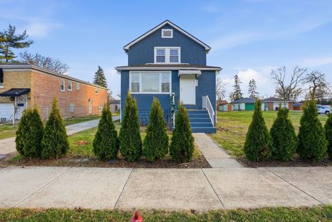 Photo of 8047 45th Place, Lyons, IL 60534 (MLS # 12601413)