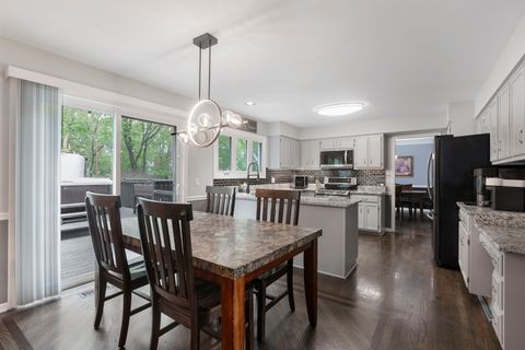 Tiny photo for 250 Covington Drive, Barrington, IL 60010 (MLS # 12635120)