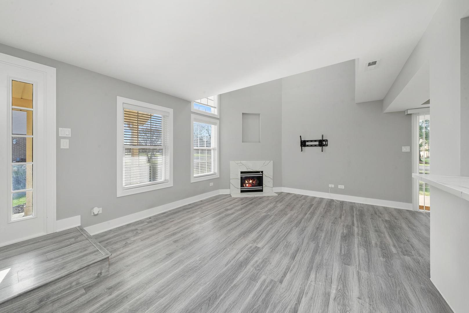 16114 Creekmont Court