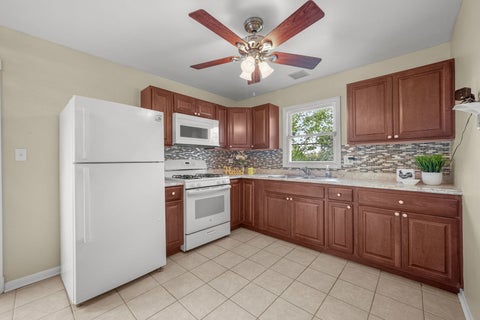 Tiny photo for 17550 Winston Court, Country Club Hills, IL 60478 (MLS # 12733880)