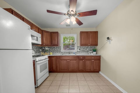 Tiny photo for 17550 Winston Court, Country Club Hills, IL 60478 (MLS # 12733880)