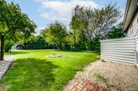 Tiny photo for 15742 Le Claire Avenue, Oak Forest, IL 60452 (MLS # 12619724)