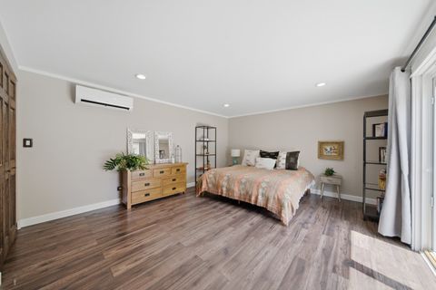 Tiny photo for 905 N Douglas Avenue, Arlington Heights, IL 60004 (MLS # 12702722)