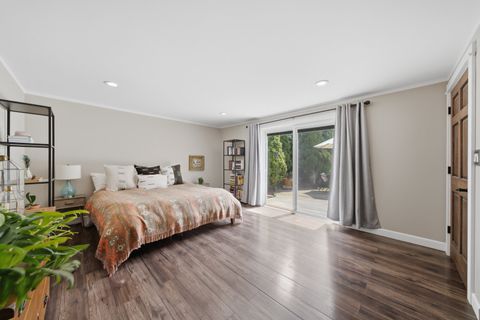 Tiny photo for 905 N Douglas Avenue, Arlington Heights, IL 60004 (MLS # 12702722)