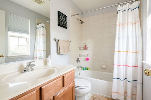 Tiny photo for 650 W Old Lake Street, Bartlett, IL 60103 (MLS # 12481860)