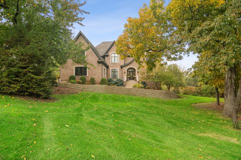 Tiny photo for 165 Haverton Way, North Barrington, IL 60010 (MLS # 12542210)