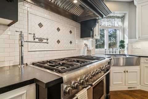 Tiny photo for 165 Haverton Way, North Barrington, IL 60010 (MLS # 12542210)