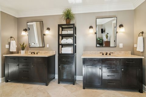 Tiny photo for 165 Haverton Way, North Barrington, IL 60010 (MLS # 12542210)