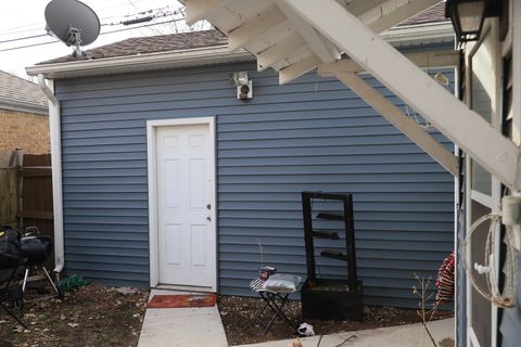 Tiny photo for 1612 East Avenue, Berwyn, IL 60402 (MLS # 12605334)