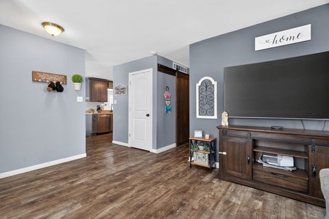 Tiny photo for 20618 S Driftwood Drive, Frankfort, IL 60423 (MLS # 12582183)