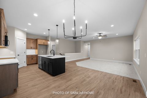 Tiny photo for 6303 College Avenue, Davenport, IA 52807 (MLS # 12685458)