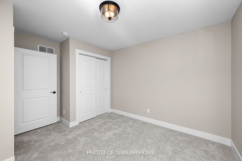 Tiny photo for 6303 College Avenue, Davenport, IA 52807 (MLS # 12685458)