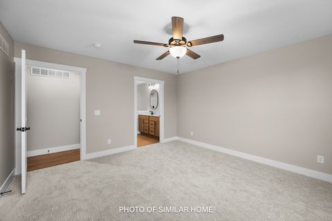 Tiny photo for 6303 College Avenue, Davenport, IA 52807 (MLS # 12685458)