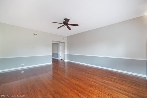 Tiny photo for 2511 E 76th Street #3, Chicago, IL 60649 (MLS # 12745090)