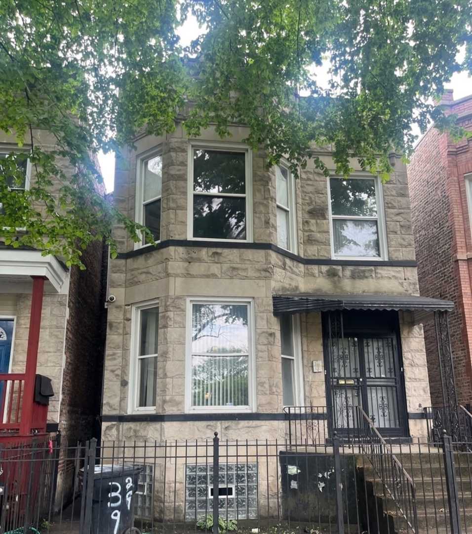 Photo 1 of 20 — 3931 W Grenshaw Street, Chicago, IL 60624