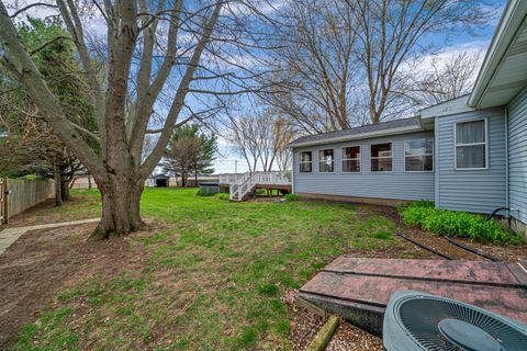 Tiny photo for 924 Suzy Street, Sandwich, IL 60548 (MLS # 12616302)