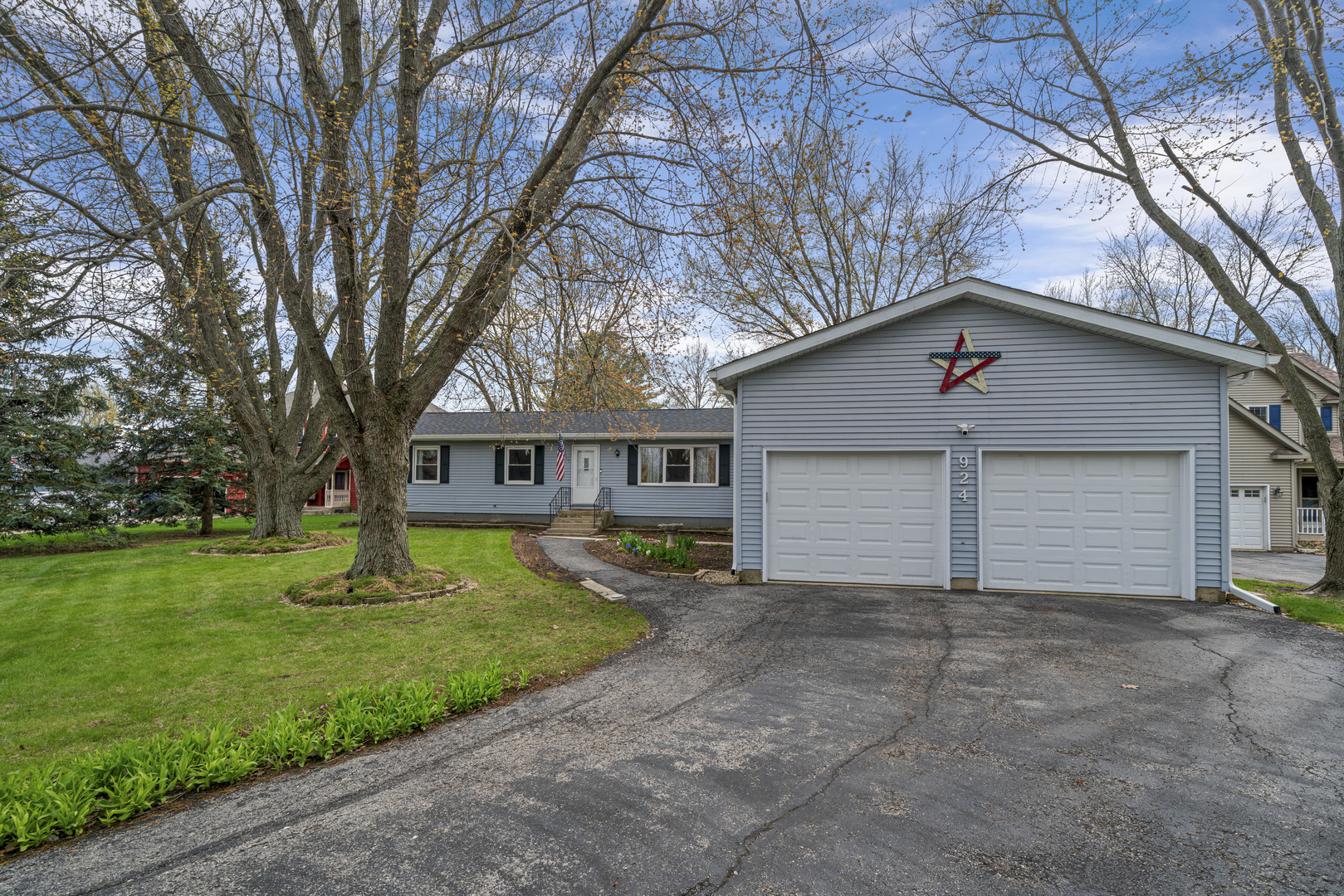 924 Suzy Street