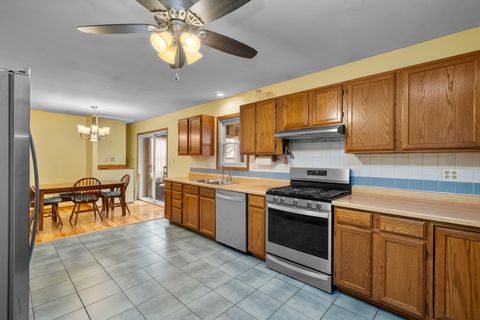 Tiny photo for 924 Suzy Street, Sandwich, IL 60548 (MLS # 12616302)