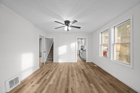 Tiny photo for 1916 31st Street #A, Moline, IL 61265 (MLS # 100000189)