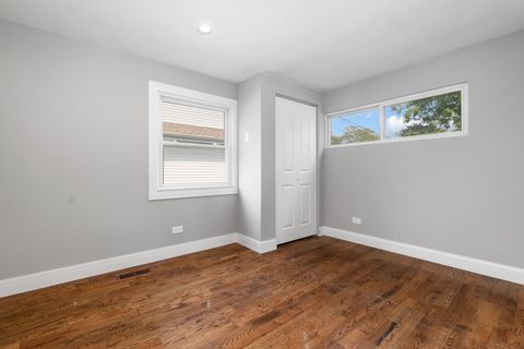 Tiny photo for 169 S Villa Avenue, Elmhurst, IL 60126 (MLS # 12470573)