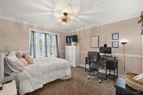 Tiny photo for 2184 Schrader Lane, North Aurora, IL 60542 (MLS # 12606218)